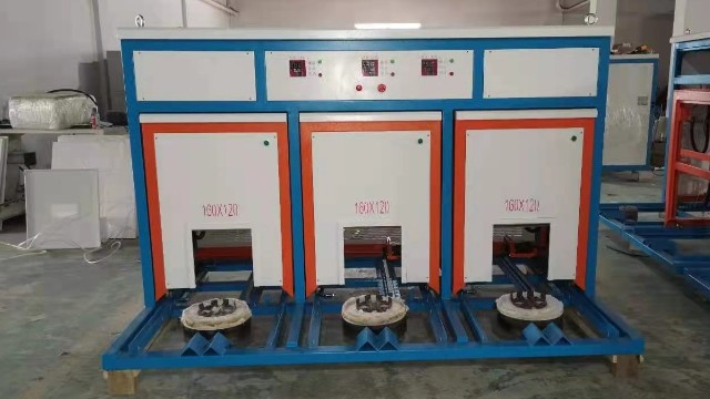 科鼎數(shù)控模具電磁加熱爐的裝配方式一 模具電磁加熱爐的裝配方式一