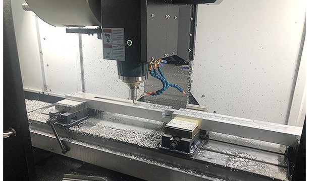 切削液在數控加工中心中有什么用處?-科鼎數控 切削液在數控加工中心中有什么用處?-科鼎數控