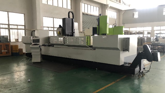 鋁型材加工中心主軸維修 鋁型材加工中心的類別-科鼎數控