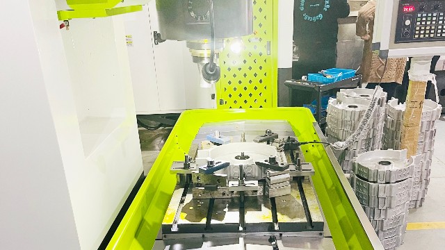 攪拌摩擦焊接,摩擦生熱是這樣嗎?-科鼎鑫 攪拌摩擦焊