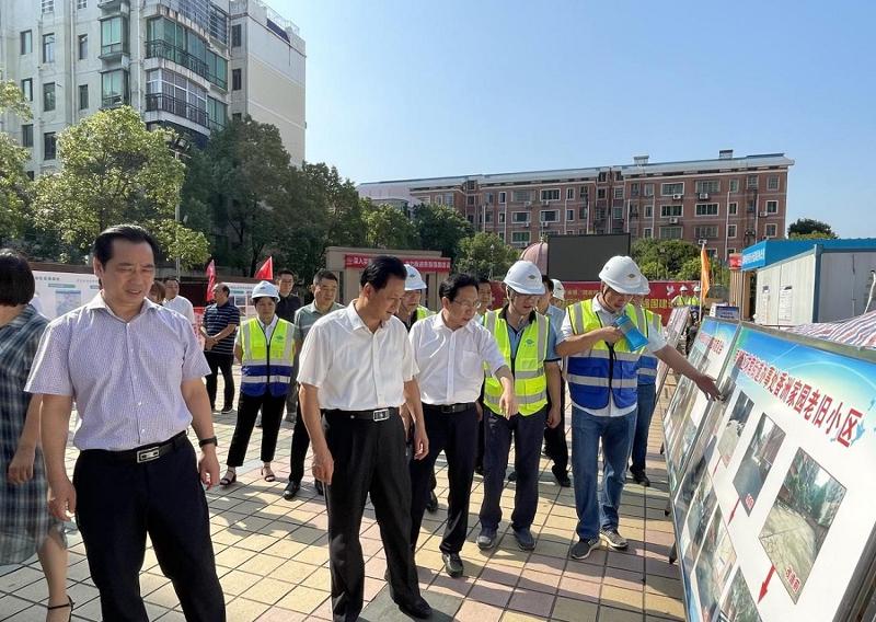 岳陽市人大常委會委員集中視察公司岳陽中心城區(qū)污水項(xiàng)目