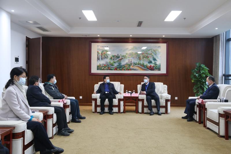 2022年12月，時(shí)任湖南省人民政府副省長(zhǎng)、黨組成員，省國(guó)資委黨委書(shū)記陳飛到公司調(diào)研指導(dǎo)工作